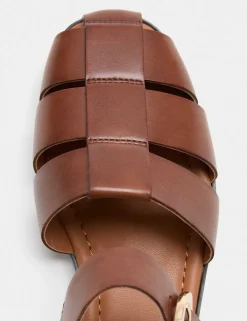 Leather Buckle Flat Fisherman Sandals