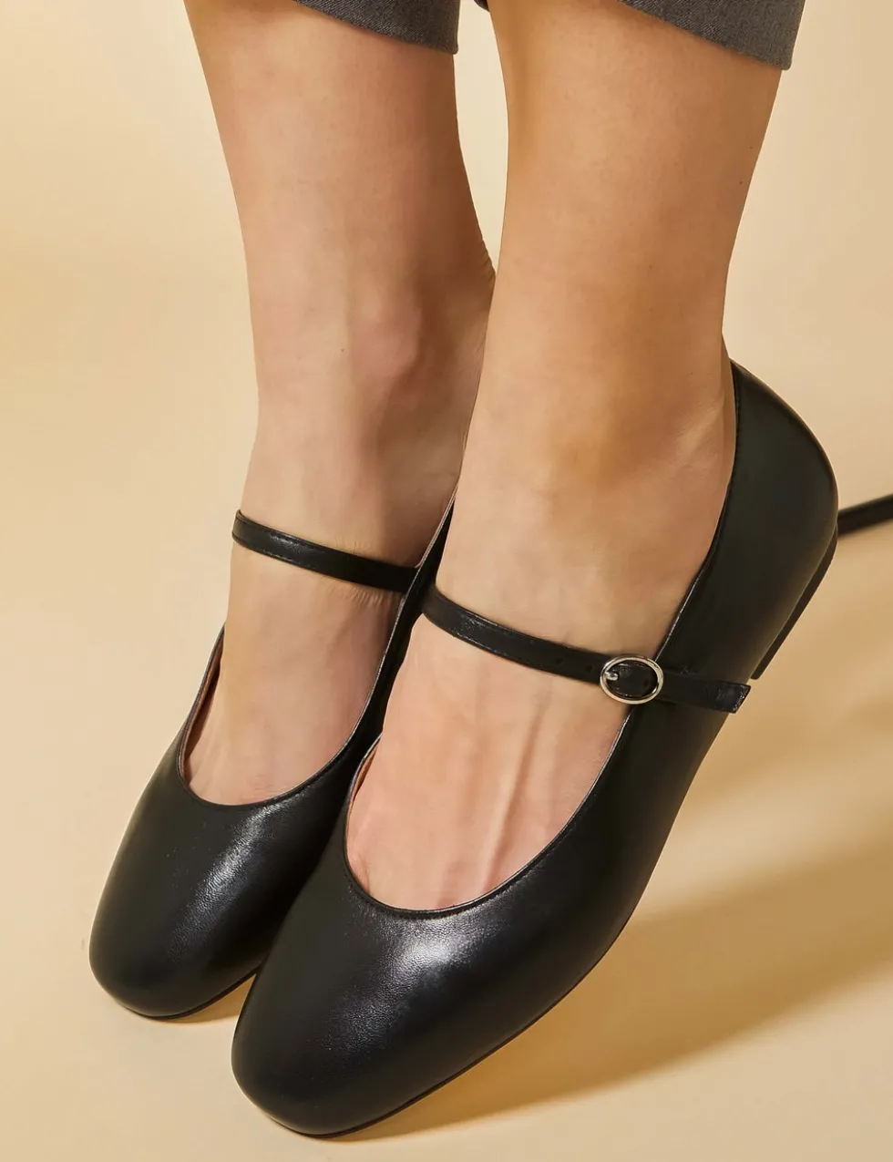 Leather Buckle Flat Pumps