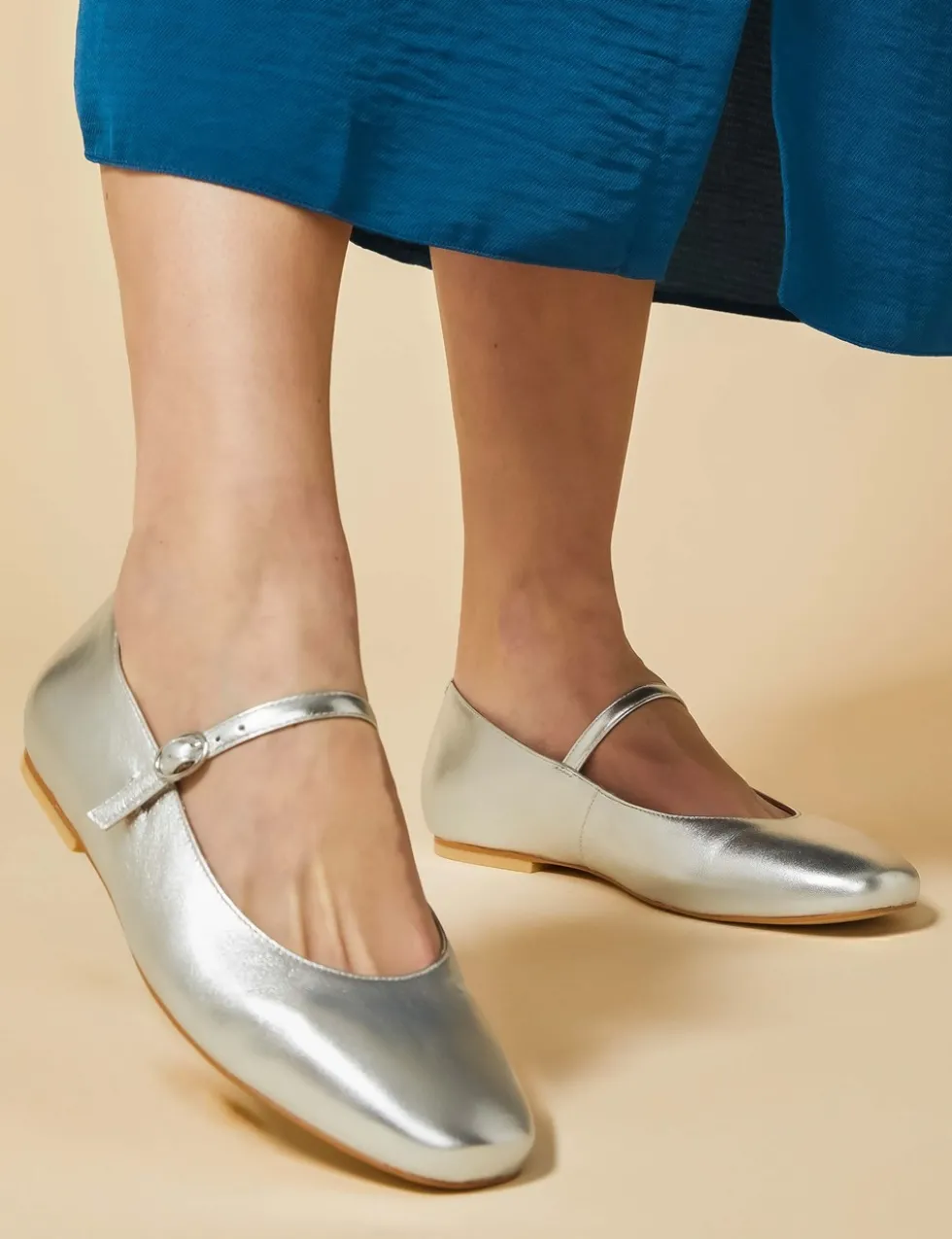 Leather Buckle Flat Pumps