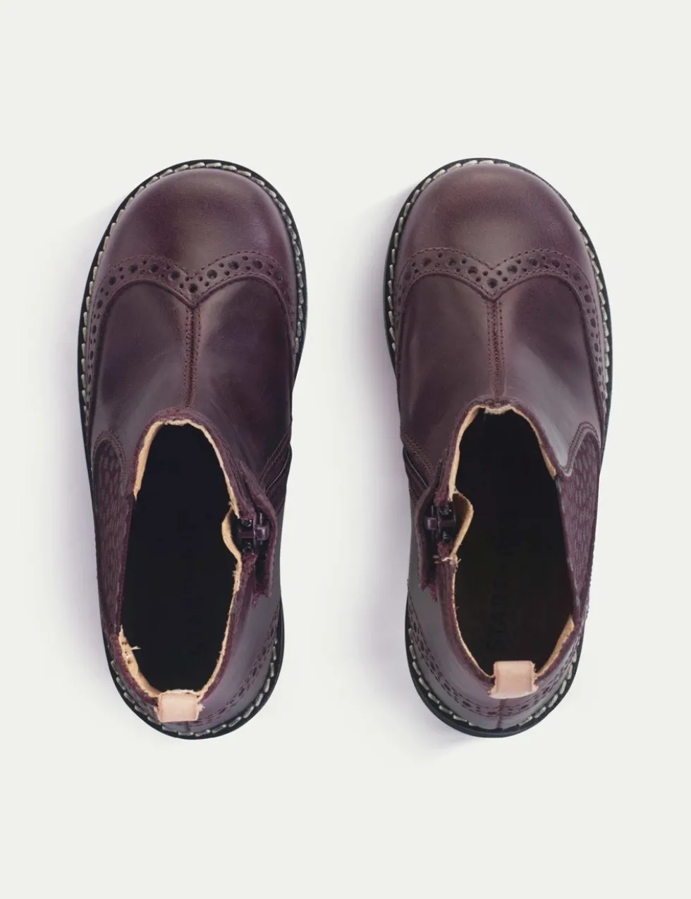 Leather Chelsea Boots (6 Small - 4 Large)