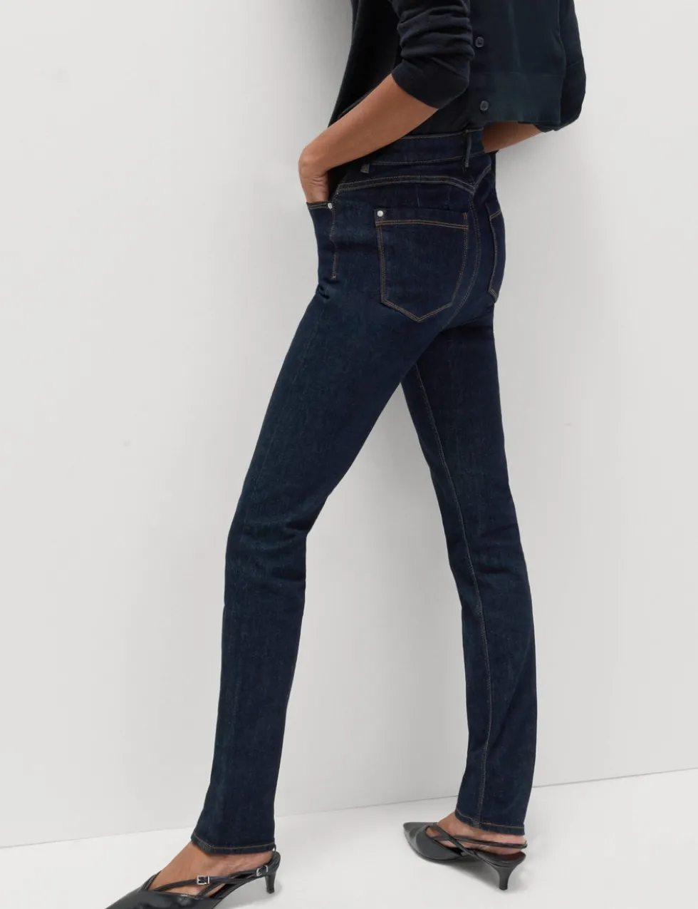 Lily Magic Shaping High Waisted Jeans