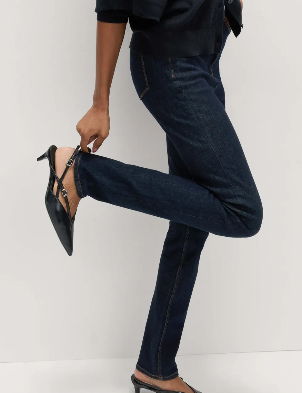 Lily Magic Shaping High Waisted Jeans