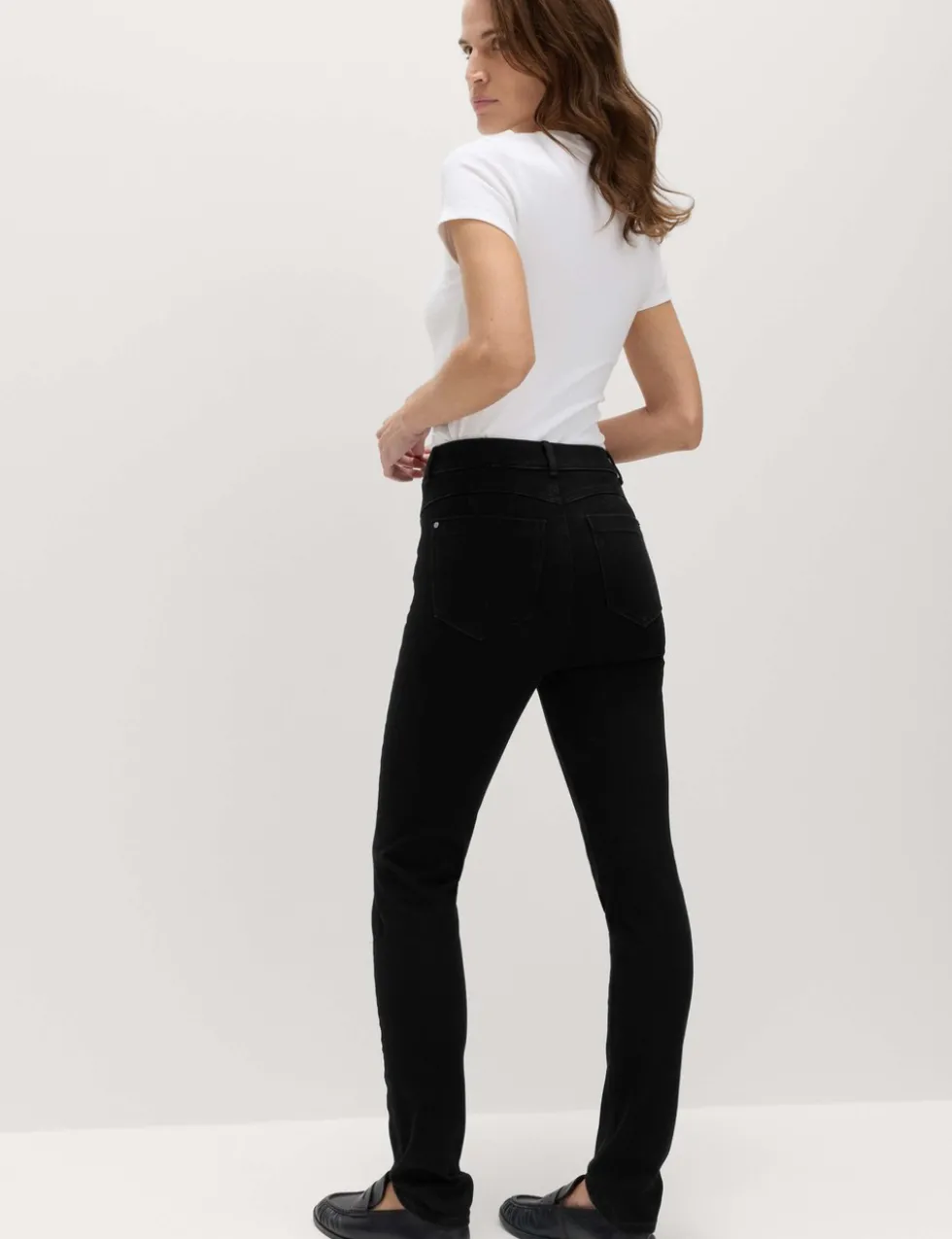 Lily Magic Shaping High Waisted Jeans