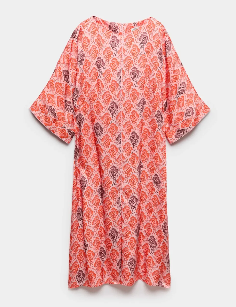 Linear Wave Print V-Neck Maxi Shift Dress