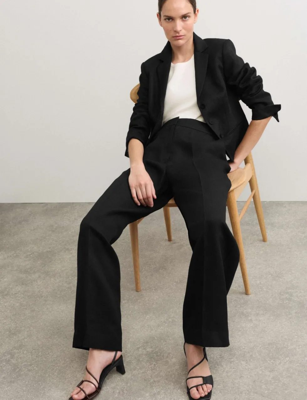 Linen Adjustable Waist Straight Leg Trousers