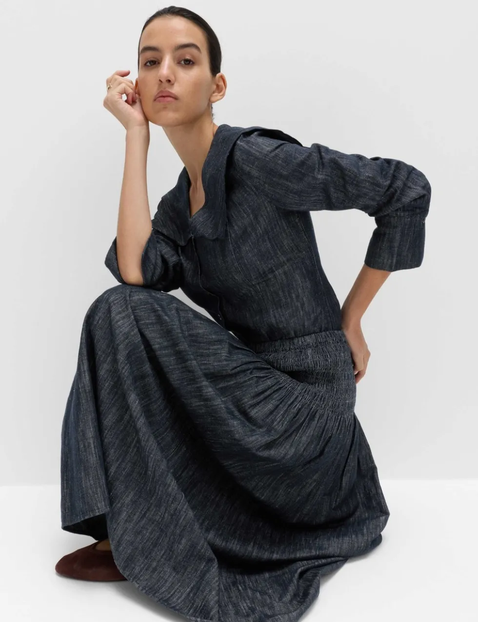 Linen Blend Denim Scallop Collar Shirt