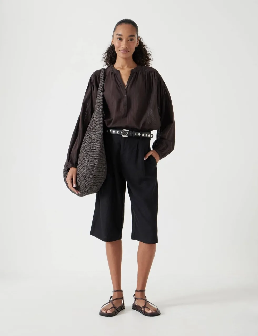 Linen Blend High Waisted Bermuda Shorts