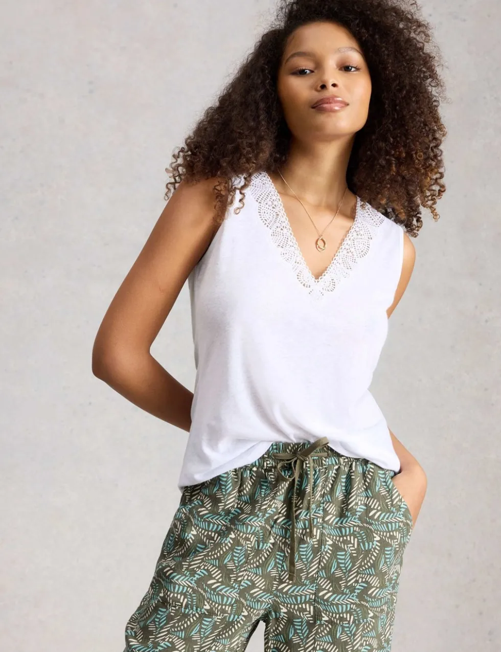 Linen Blend Lace Trim V-Neck Vest Top
