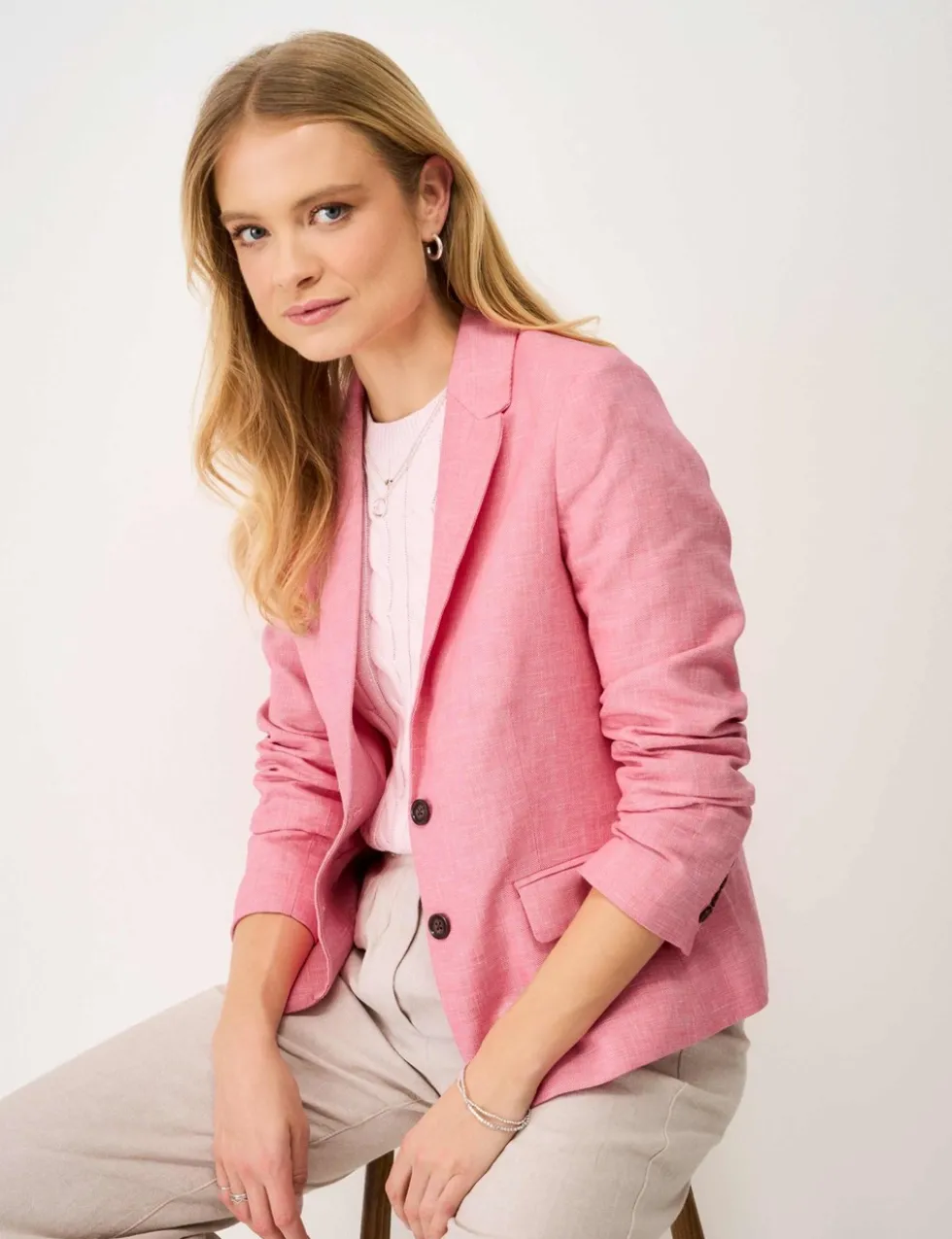 Linen Blend Textured Single Breasted Blazer