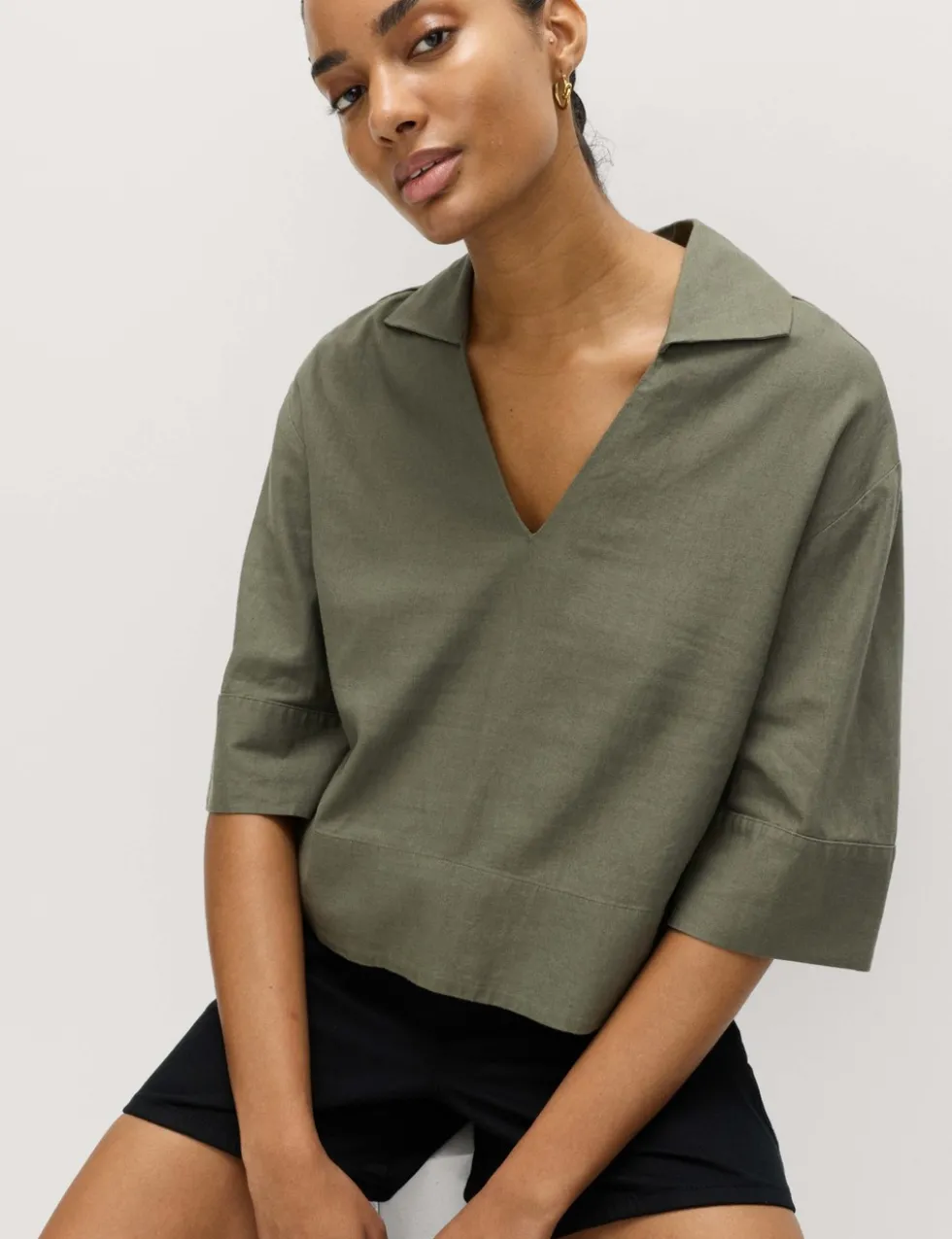 Linen Rich Collared Crop Top
