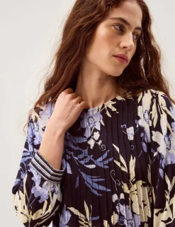 Linen Rich Floral Top