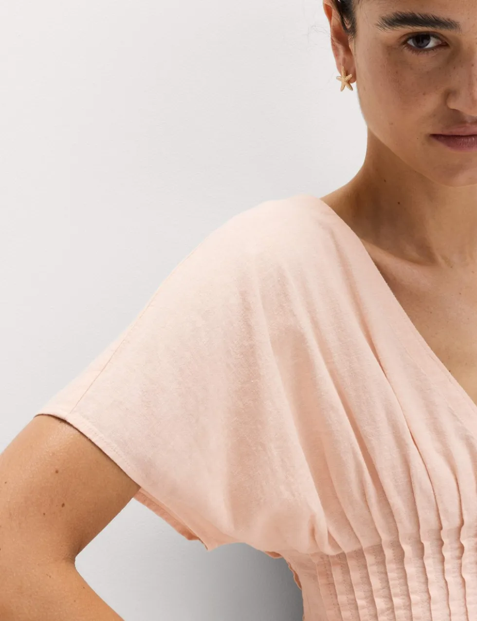Linen Rich Seam Detail Waisted Top