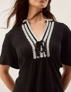 Linen Rich V-Neck Lace Trim T-Shirt