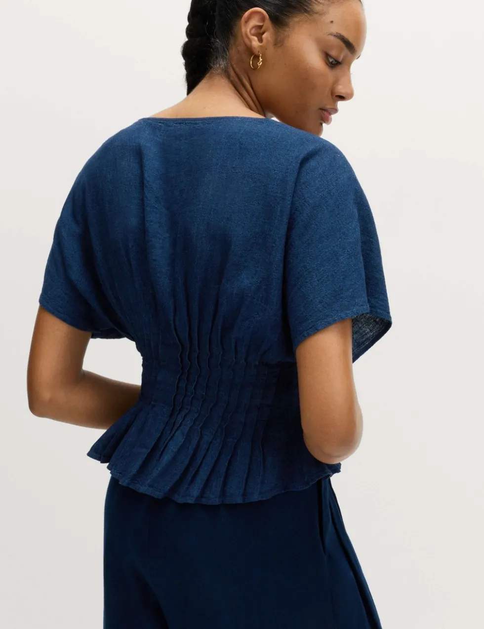 Linen Rich V-Neck Waisted Top