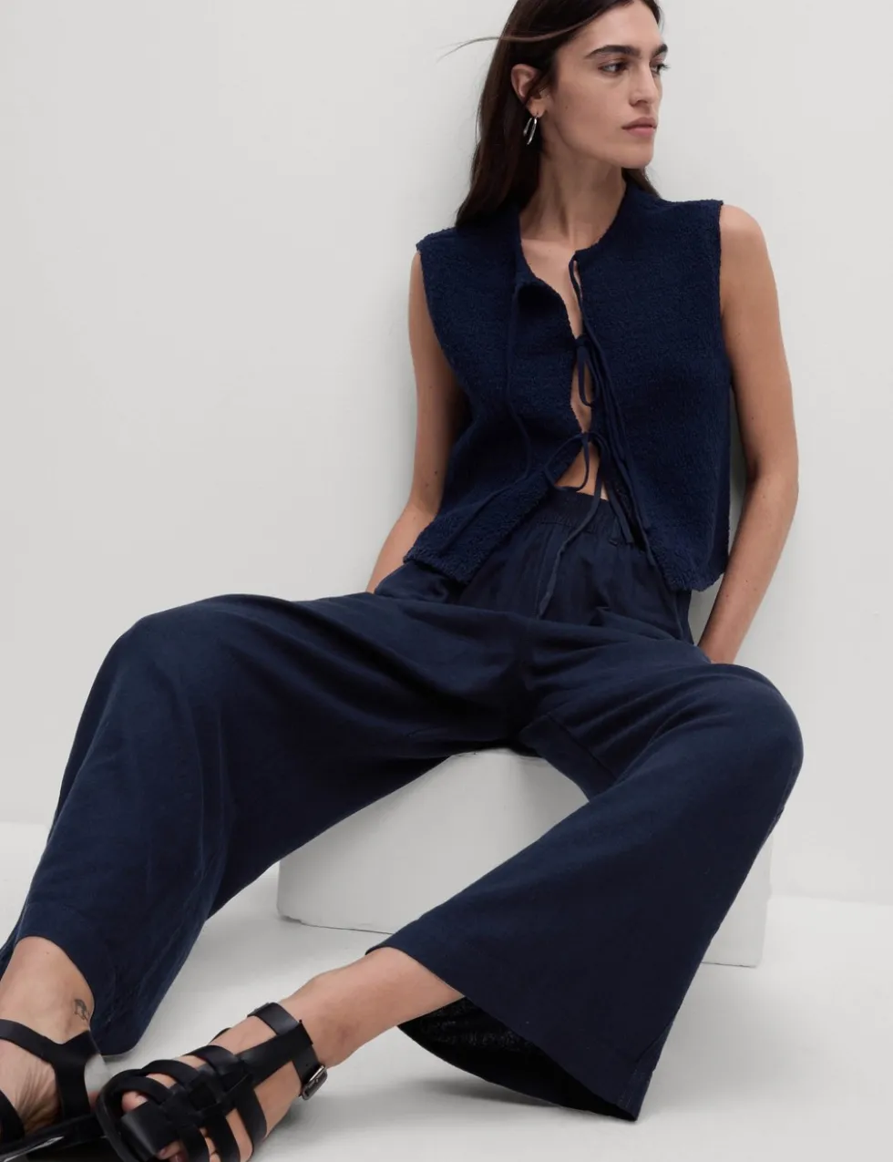 Linen Rich Wide Leg Cropped Trousers