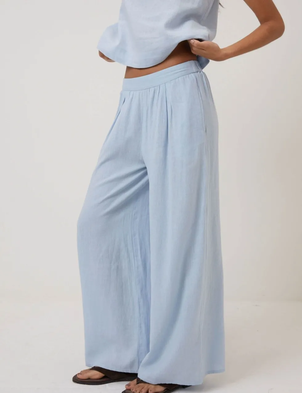 Linen Rich Wide Leg Trousers
