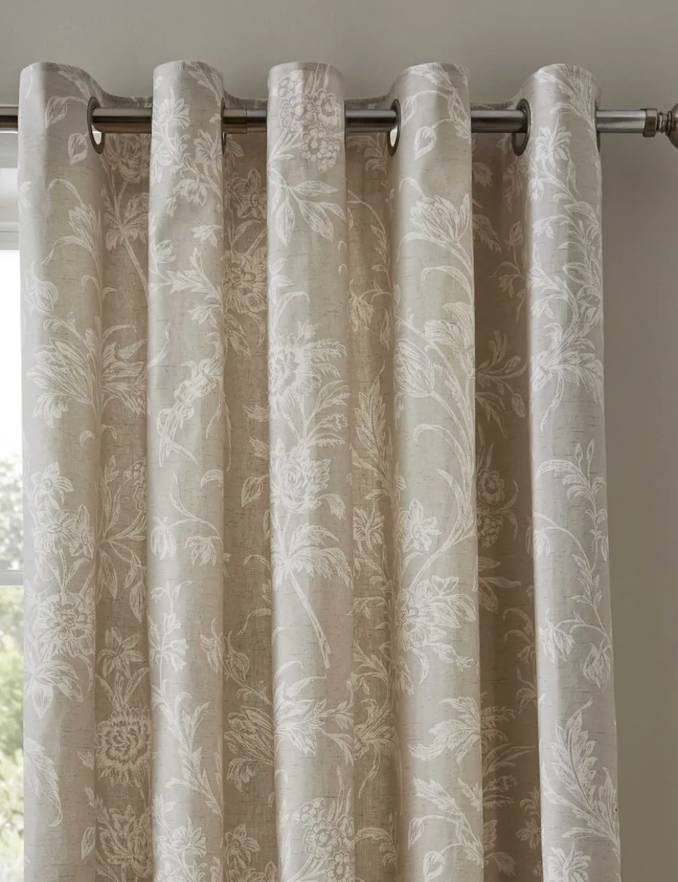 Lloyd Pure Cotton Eyelet Curtains