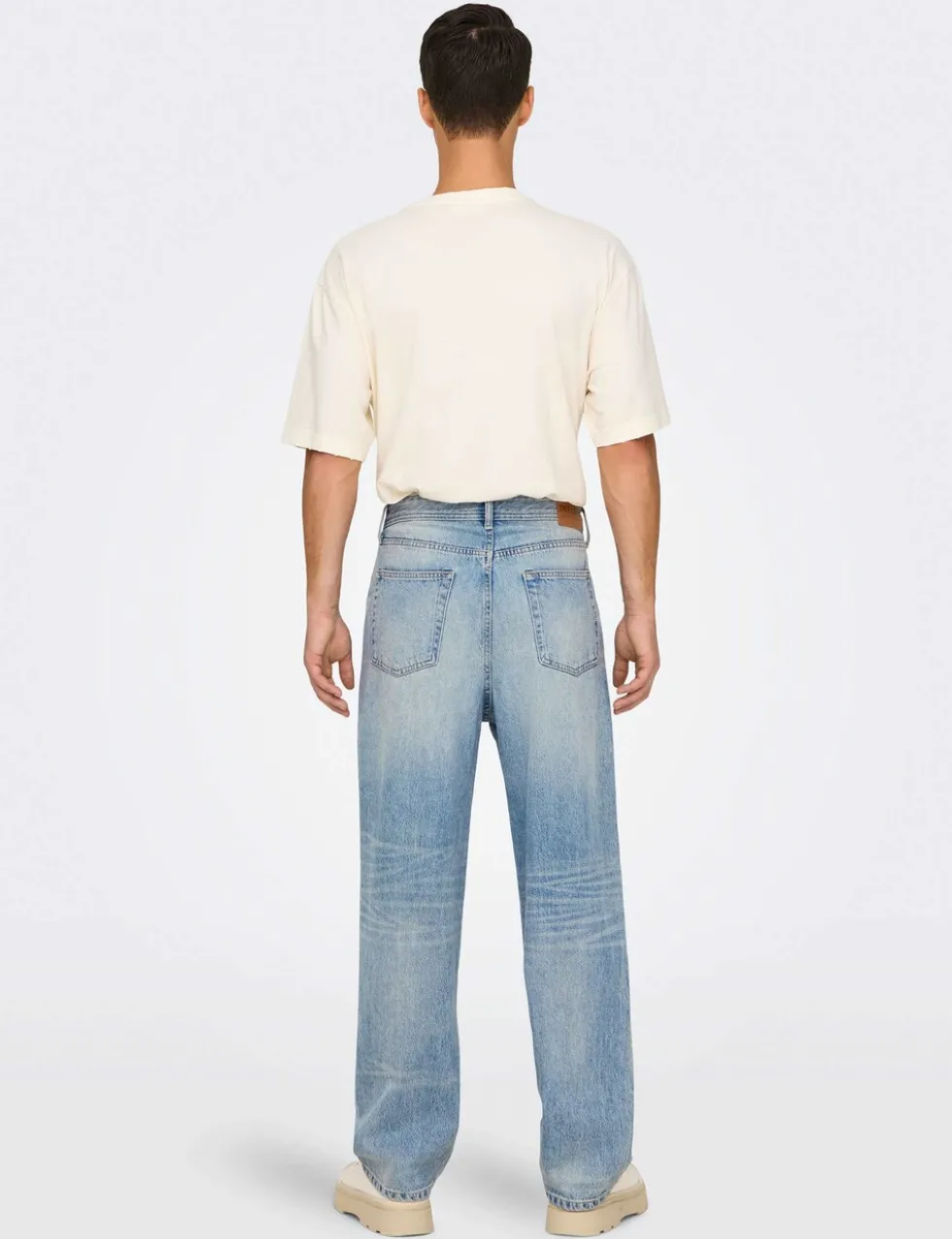 Loose Fit 5 Pocket Jeans