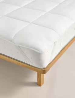 Luxury Down Alternative Mattress Topper