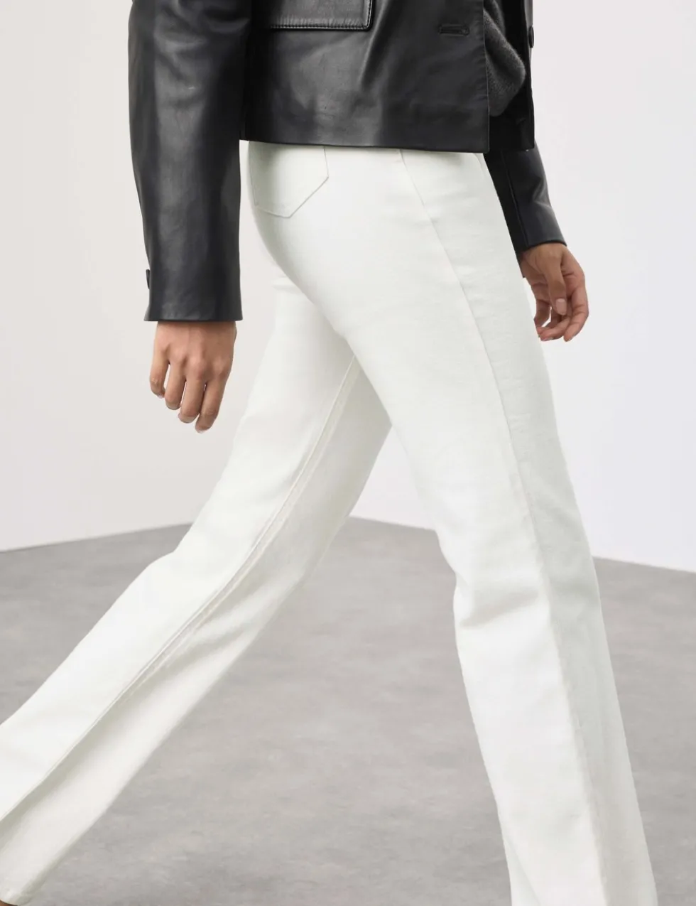 Lyocell Blend High Waisted Flared Jeans