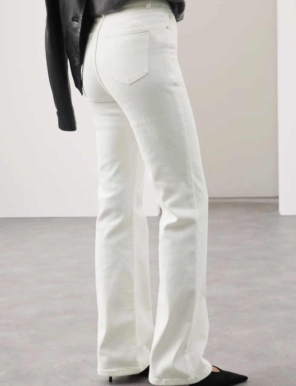 Lyocell Blend High Waisted Flared Jeans