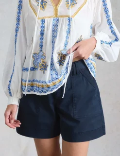 Lyocell Rich Cargo Shorts
