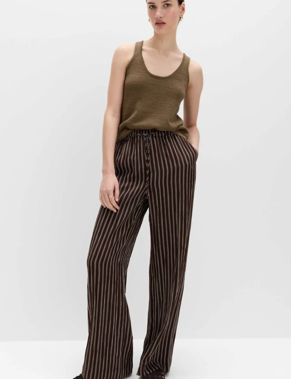 Lyocell Rich Drawstring Wide Leg Trousers