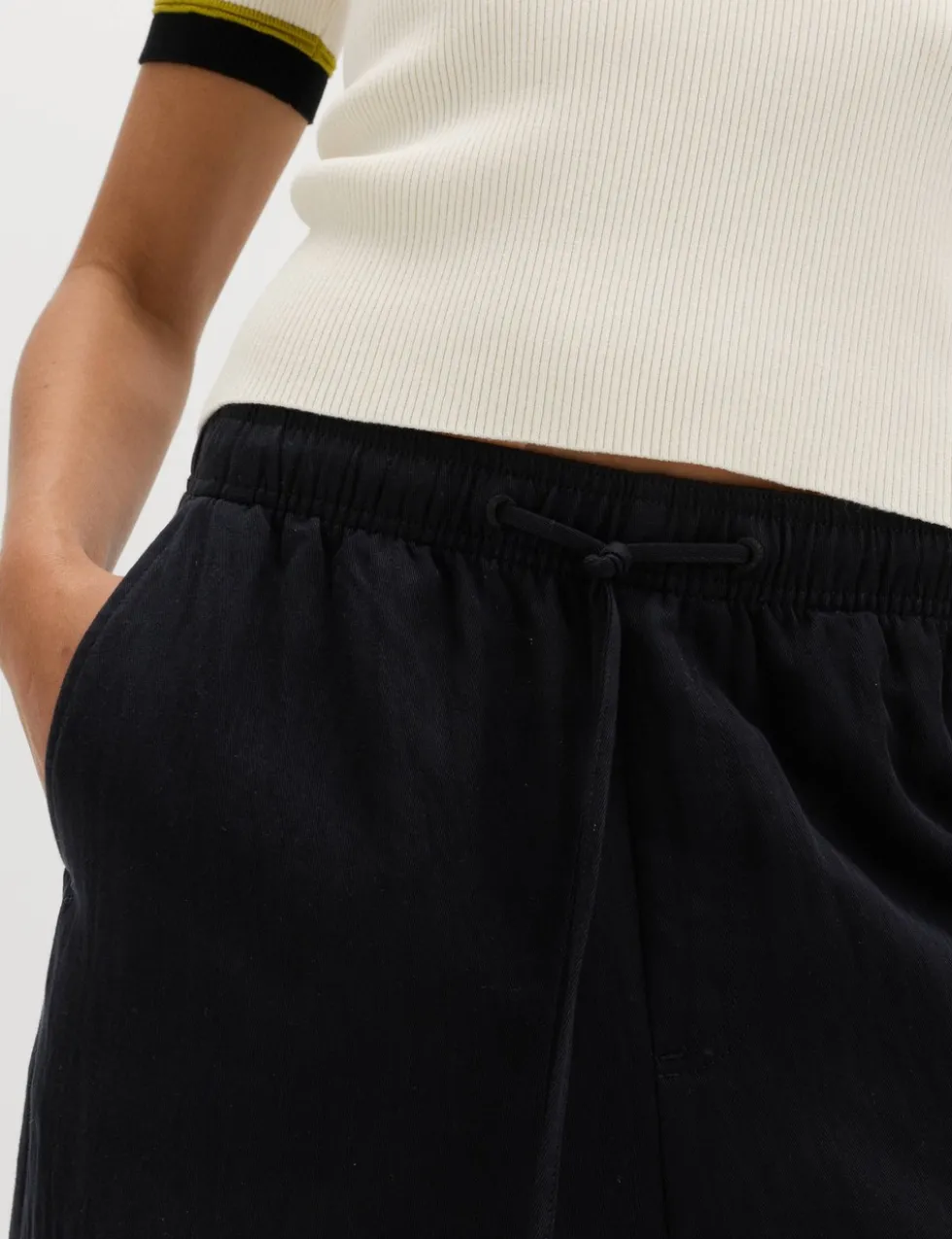 Lyocell Rich Drawstring Wide Leg Trousers
