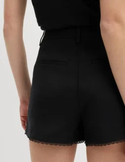 Lyocell Rich Tailored Shorts with Linen