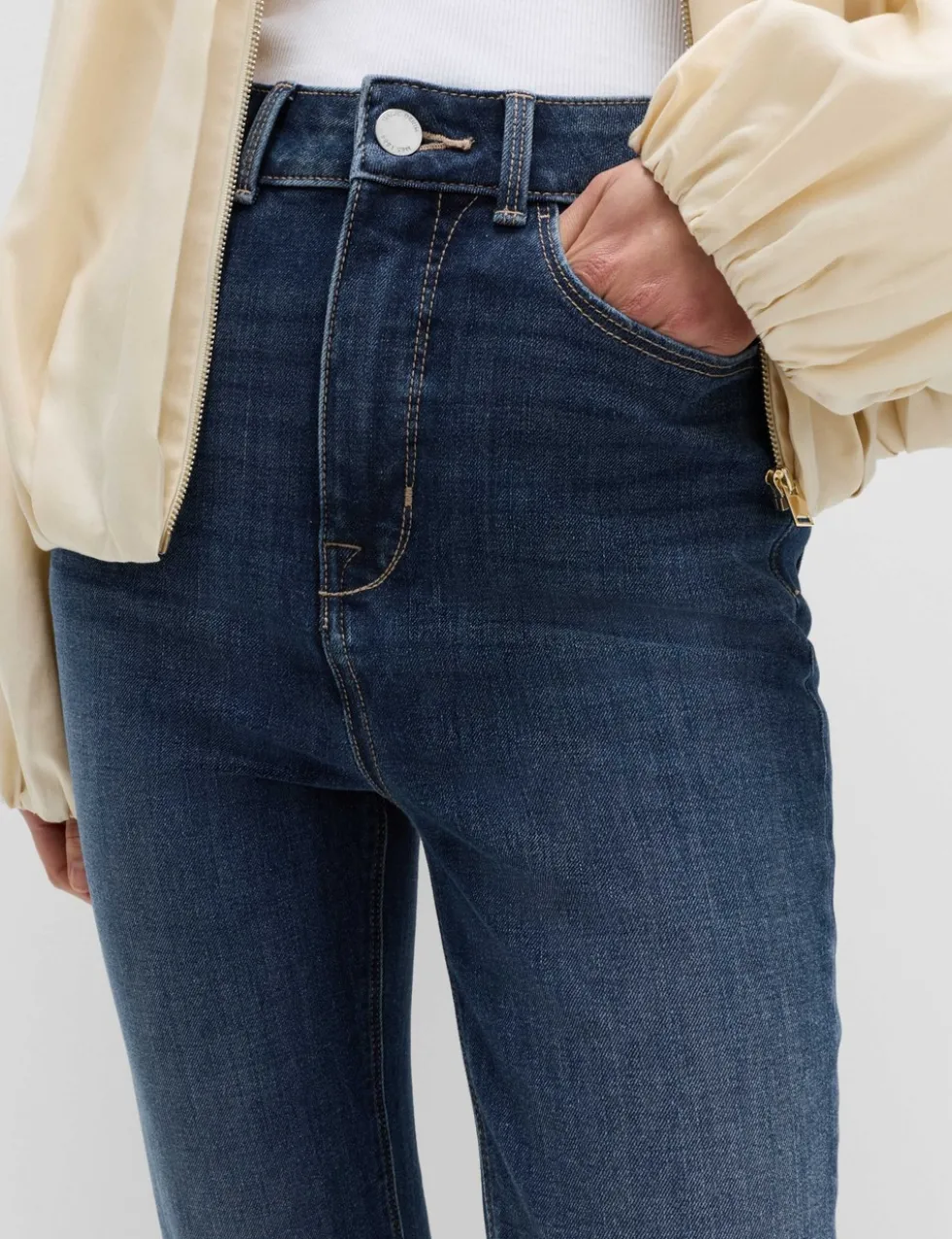 Magic Shaping High Waisted Slim Flare Jeans