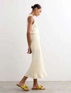 Merino Wool Rich Knitted Pleated Midi Skirt