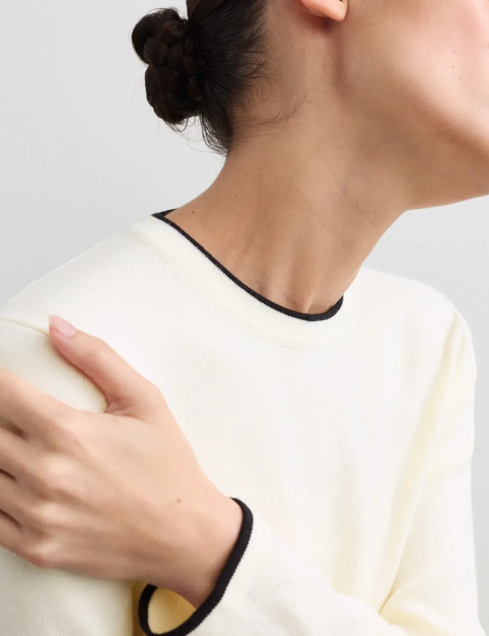 Merino Wool Rich Tipped Crew Neck Jumper