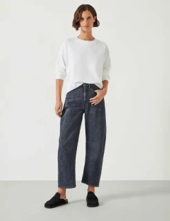 Mid Rise Barrel Jeans