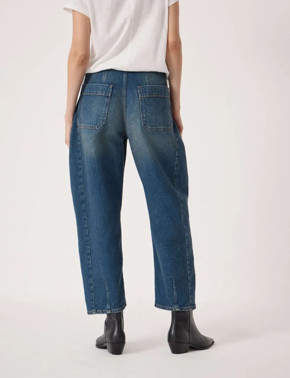 Mid Rise Barrel Leg Jeans