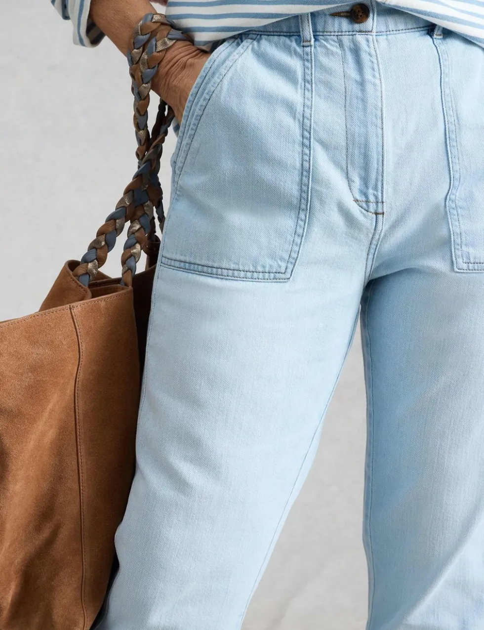 Mid Rise Carrot Leg Jeans