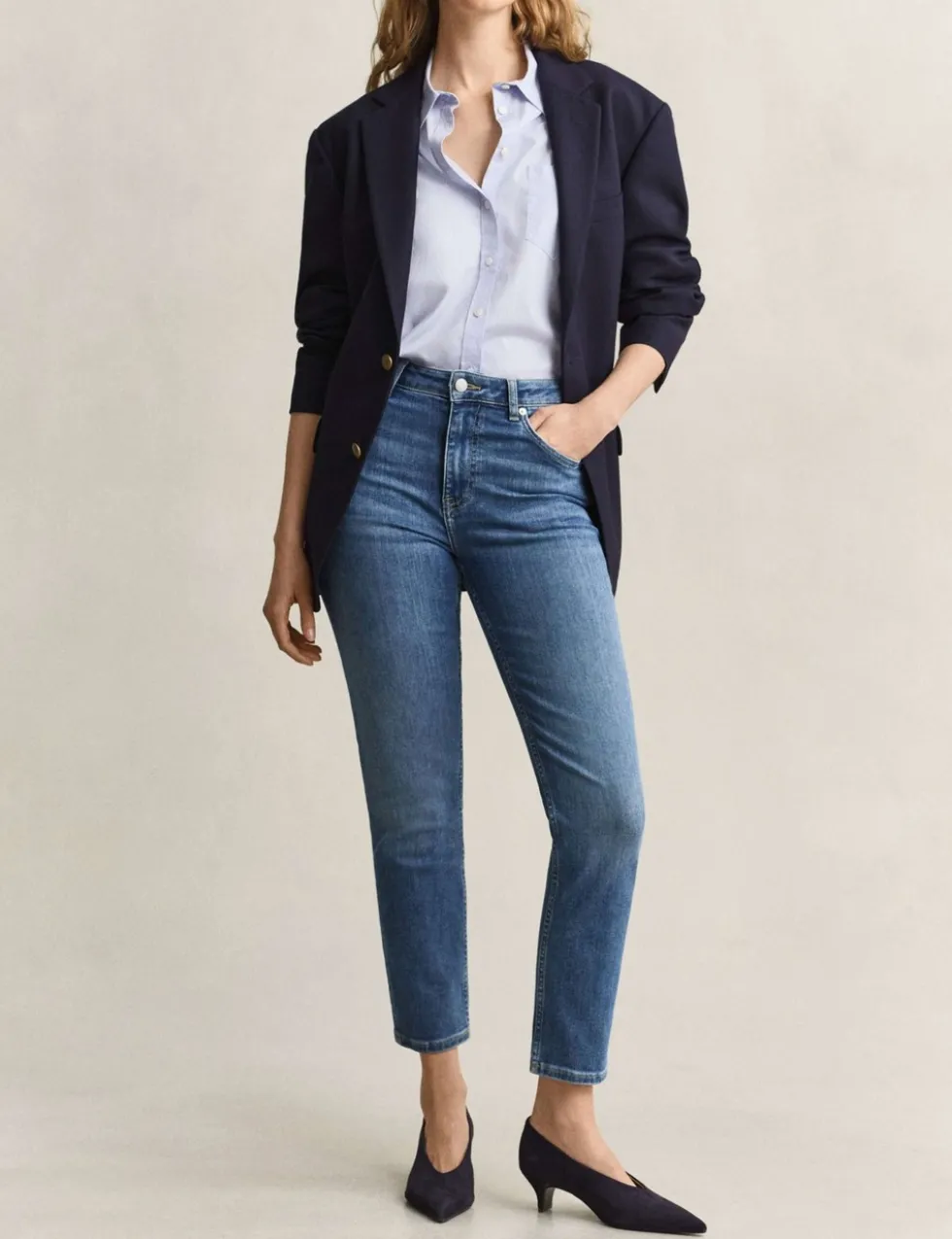 Mid Rise Slim Fit Cropped Jeans