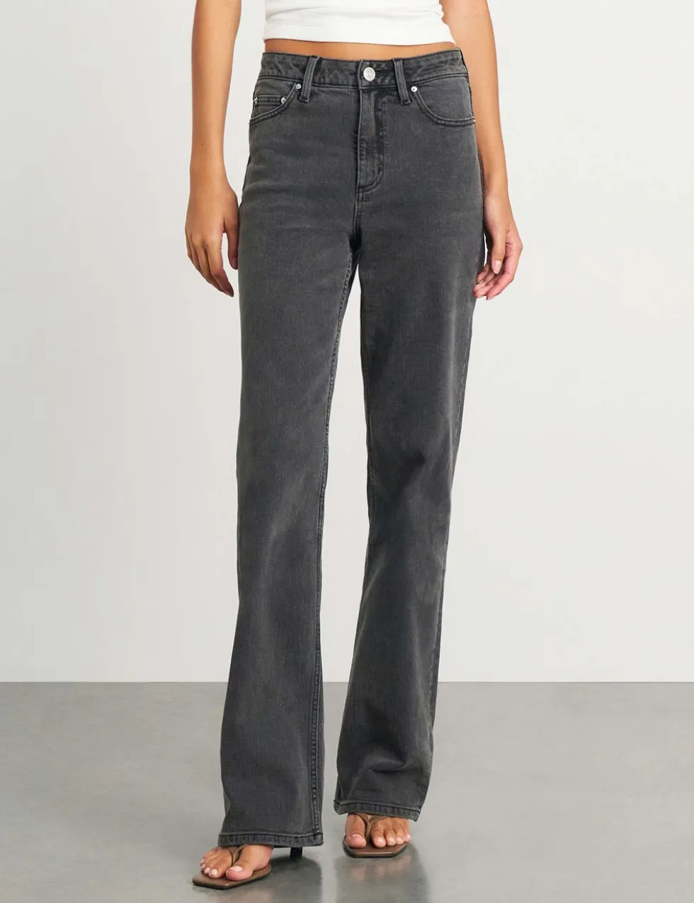 Mid Rise Wide Leg Jeans