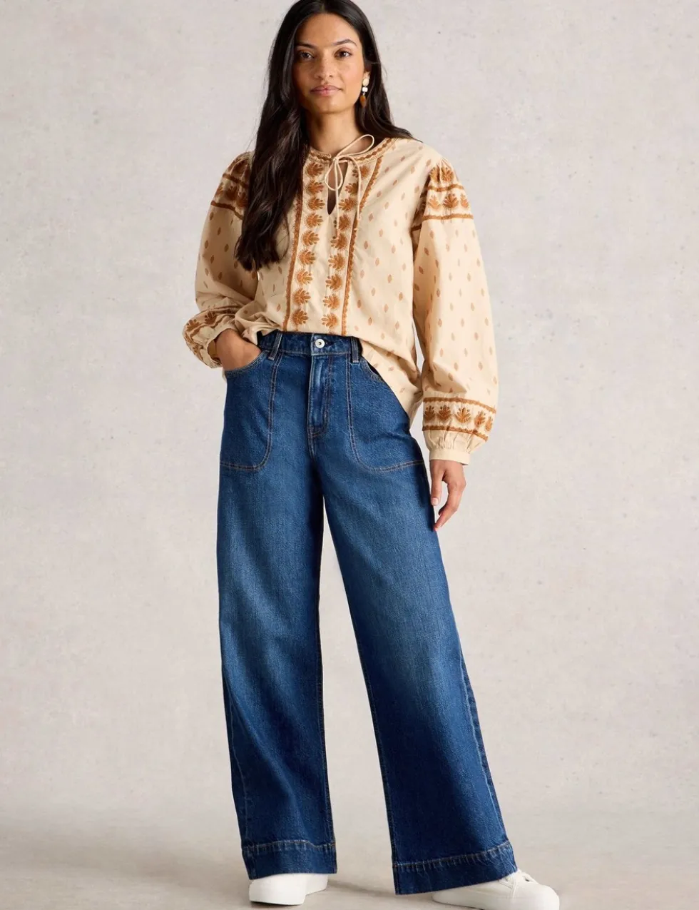 Mid Rise Wide Leg Jeans
