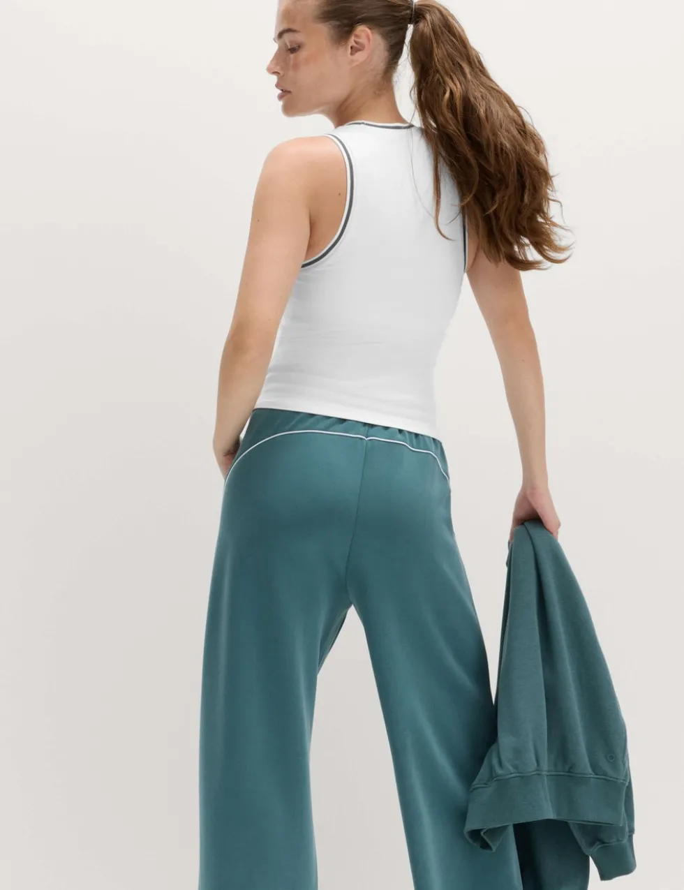 Modal Rich Rib Fitted Bra Vest Top