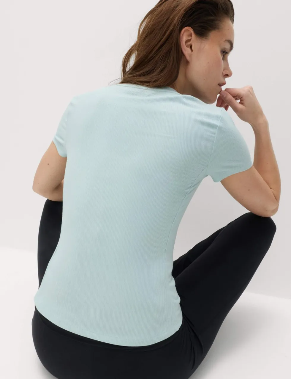 Modal Rich Rib Round Neck Fitted T-Shirt
