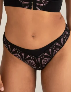 New Romance Emboridery Bikini Knickers