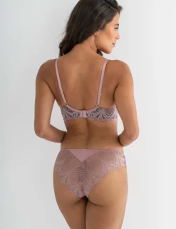 New Romance Emboridery Bikini Knickers