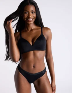 Non-Wired Microfibre Plunge Bra (B-DD)