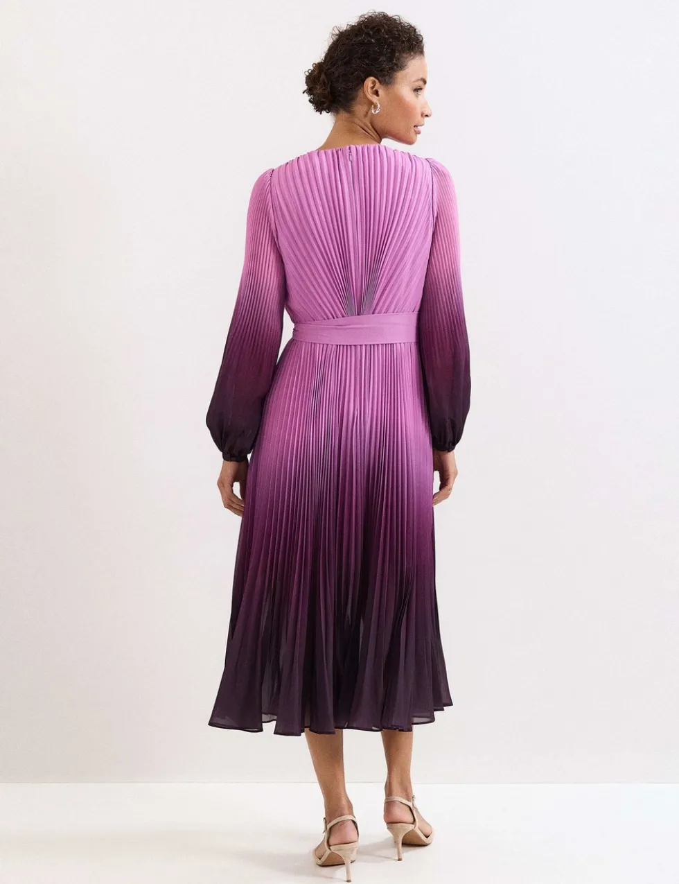 Ombre Plisse V-Neck Midi Waisted Dress