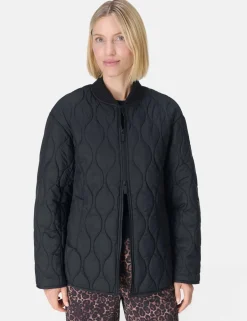 On The Move Lightweight Quilted Jacket
