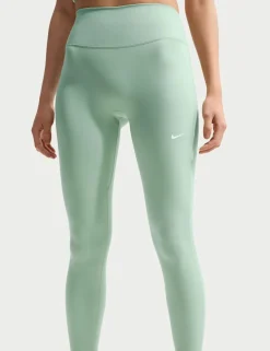 One High Waisted 7/8 Leggings