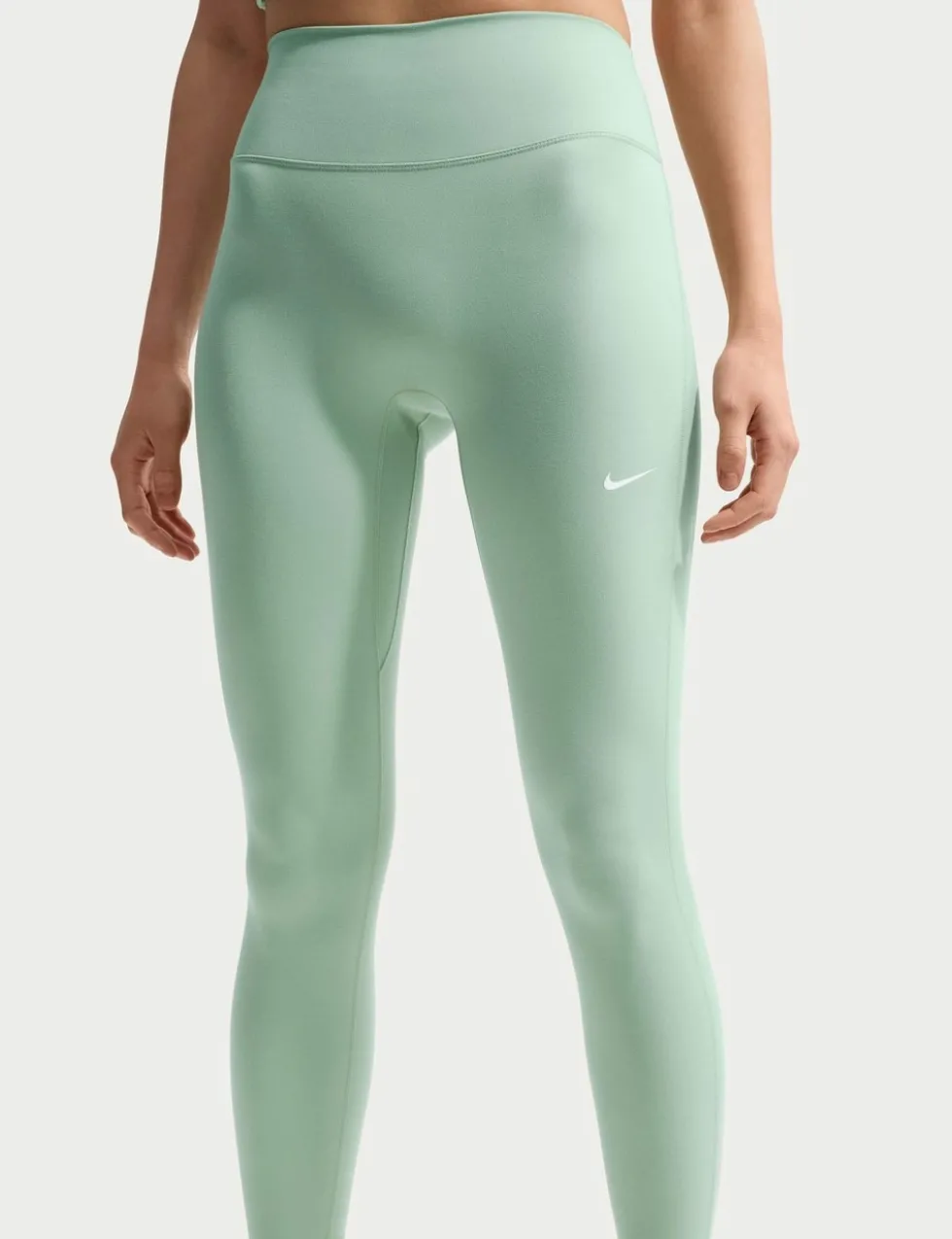 One High Waisted 7/8 Leggings