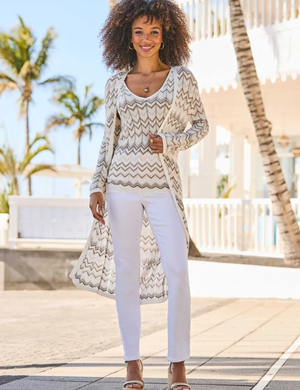 Patterned V-Neck Knitted Vest