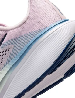 Pegasus 42 Trainers