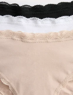 3pk Cotton Rich Hipster Knickers